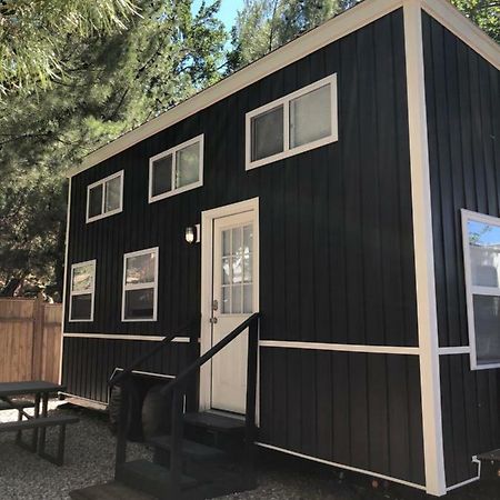 Hygge Tiny Home Hue-Gah Leeds Exterior photo