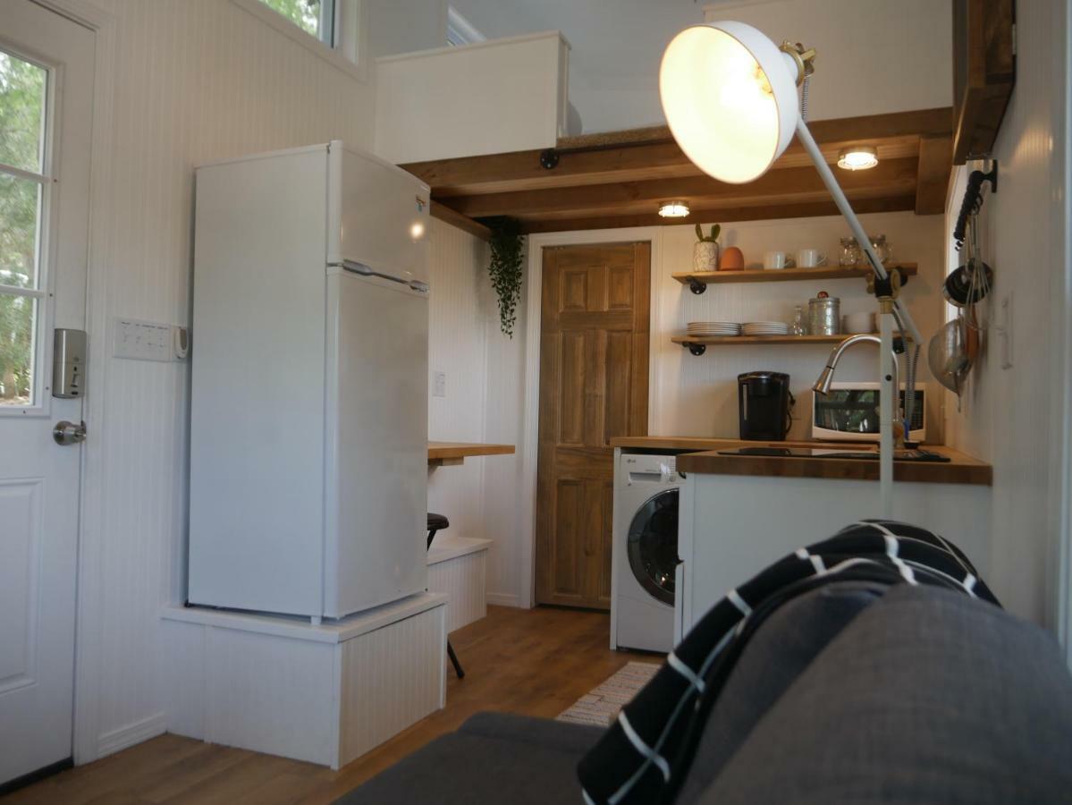 Hygge Tiny Home Hue-Gah Leeds Exterior photo