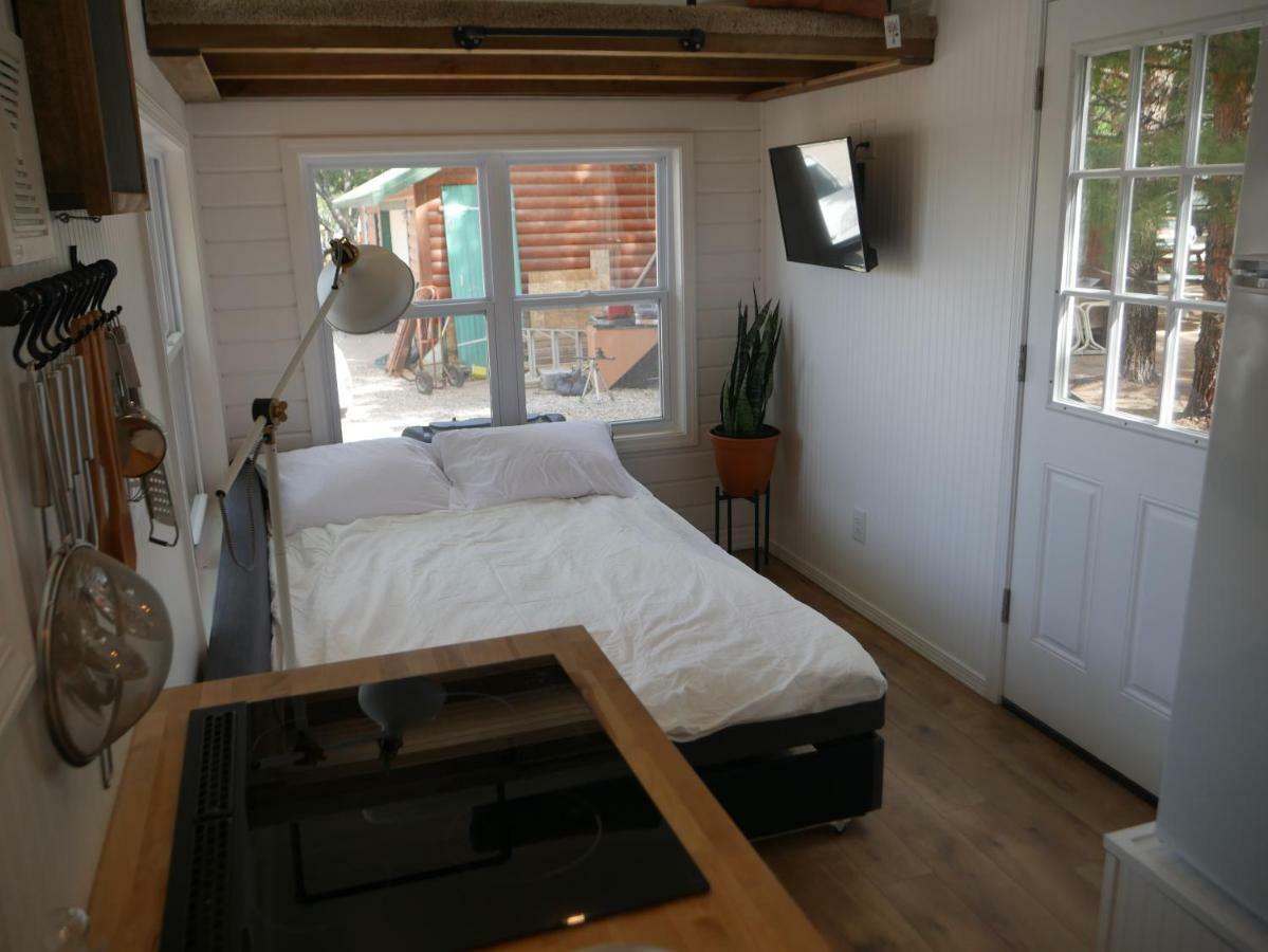 Hygge Tiny Home Hue-Gah Leeds Exterior photo