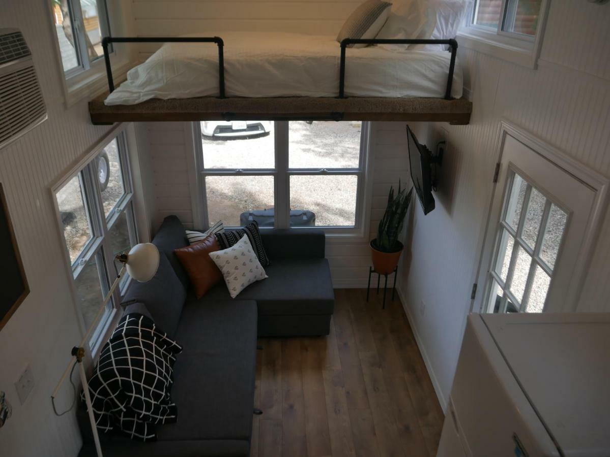 Hygge Tiny Home Hue-Gah Leeds Exterior photo