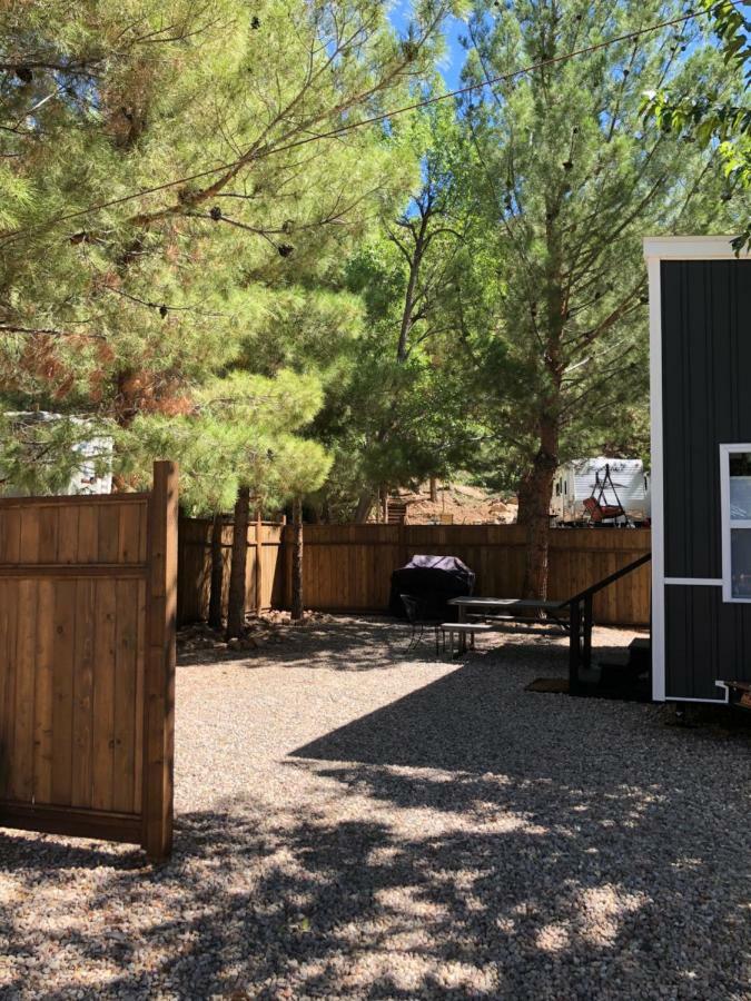 Hygge Tiny Home Hue-Gah Leeds Exterior photo
